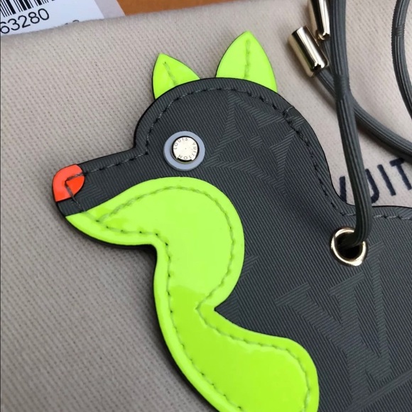 Louis Vuitton Accessories Louis Vuitton Lv Dog Name Tag Bag Charm